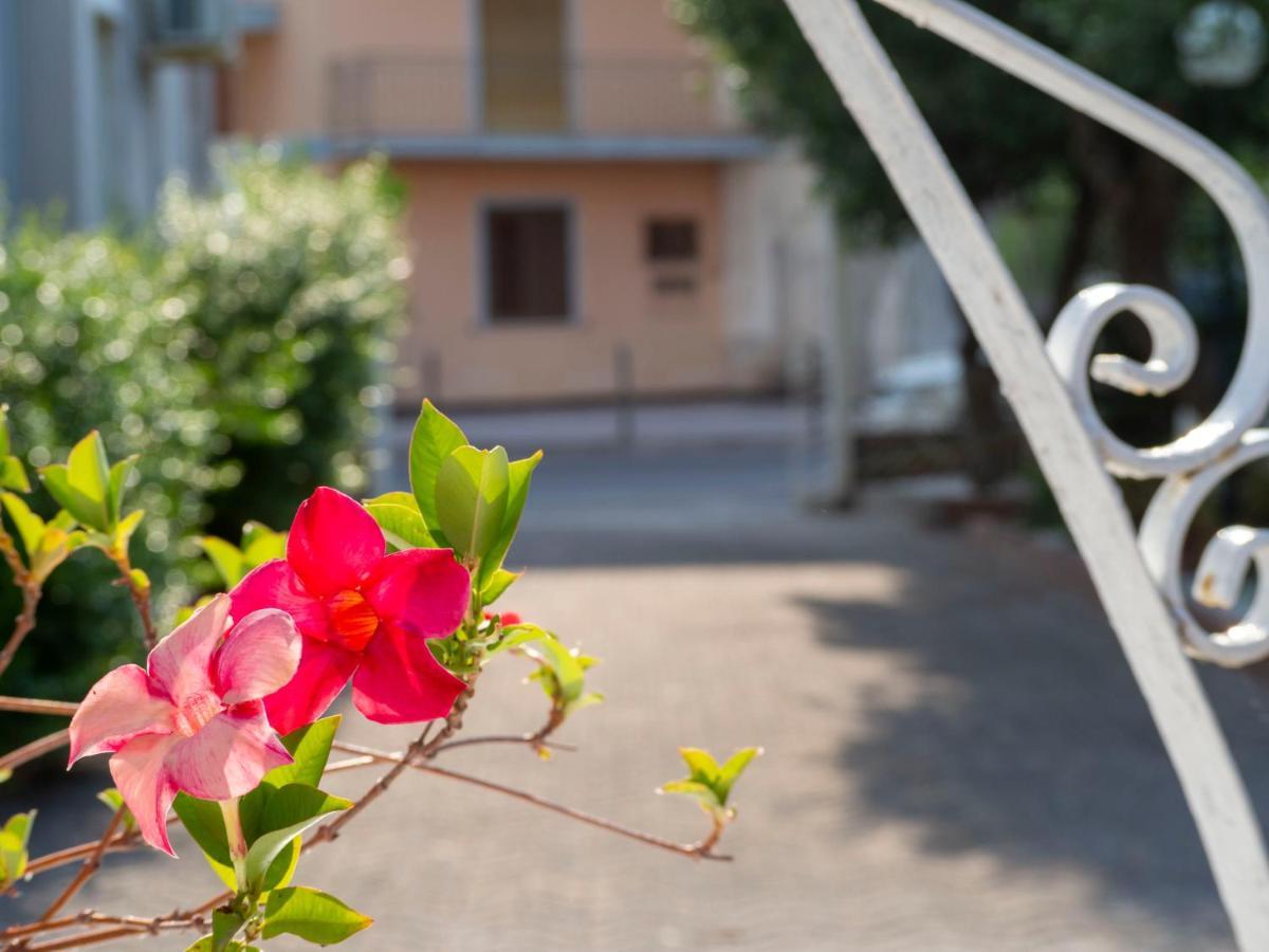 Villa Paestum Buitenkant foto