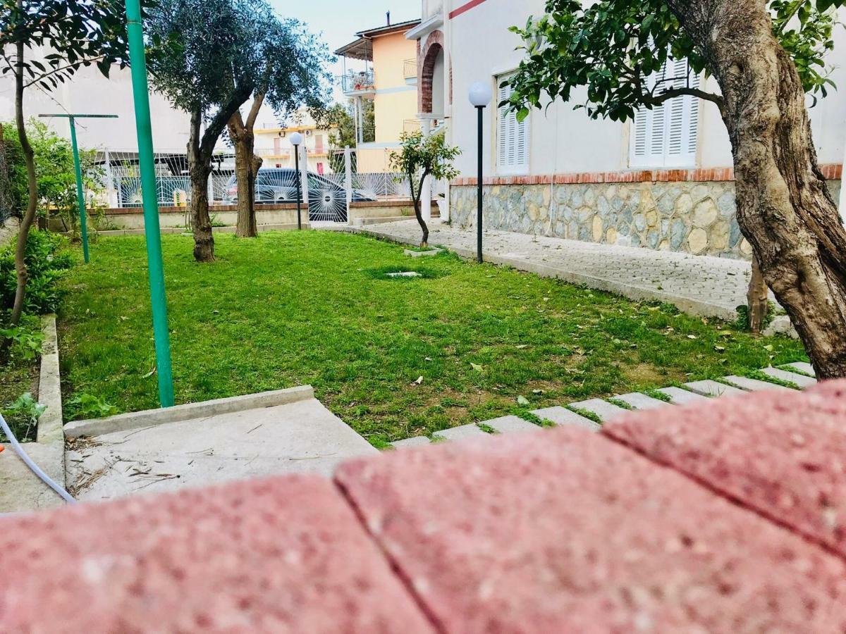 Villa Paestum Buitenkant foto